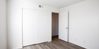 La Lomita Gallery 19