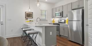 Spacious House with Elevated Amenities! Gallery 3