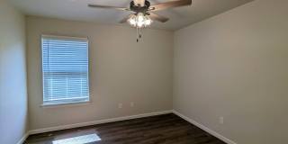 3 Bed 2 Bath 2 Car Duplex Freedom Villas in Midwest City, OK Gallery 28