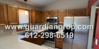 Woodbury House Available Now, Meticulously Maintained, Lower Family Room, Back Deck, Pool Access Gallery 7