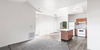 Vienna Woods Gallery 13