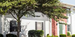 Carriage House West Gallery 16