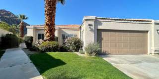 AVAILABLE NOW ! LOVELY 3 Bedroom/ 2 Bathroom Home in Laguna De La Paz! Gallery 1