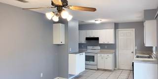 Lovely 3 Bedroom Home in Northwood - Fenced-in Yard Gallery 6