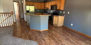 Heated Garage!!!  3 bed, 2 bath Twin Home Gallery 1