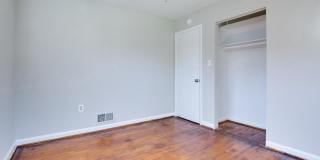 502 N MANSFIELD Street N Gallery 21