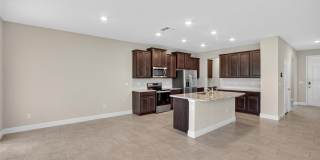 2546 WARREN ACRES Boulevard Gallery 12