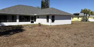 137 SW Meade Circle Gallery 33