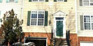 43046 FRANCIS Square Gallery 1
