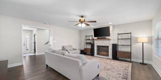 Spacious 4BR House in Clarksville Gallery 7