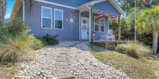 Furnished 3-Bedroom Rental in Emerald Isle – 6-Month Lease Available Gallery 1