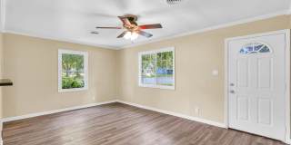 Now Leasing 3-Bedroom, 2-Bath House with Detached Garage for Move in August 1st! Gallery 6