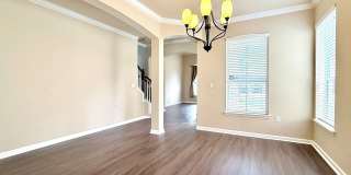 Spacious 4BR Home with Solar Panels, Downstairs Primary & Fenced Yard Gallery 13