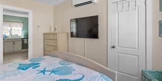 180 Cottage Walk Gallery 10