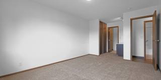 Brooklyn Crossing Gallery 33