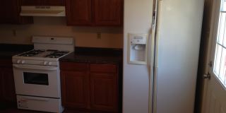 3 BEDROOM REMODELED UNIT! Gallery 9