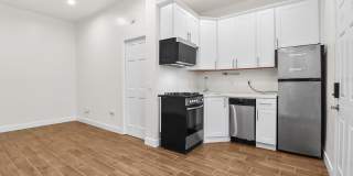720 1/2 Queenstown Court - 3 Gallery 20
