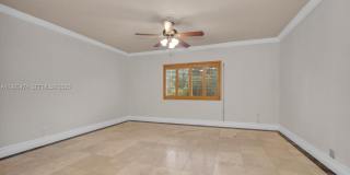 100 Edgewater Dr Gallery 12