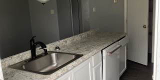 312 Rice Street - B Gallery 1