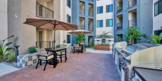 Downtown Ontario Luxury Apartments Gallery 93
