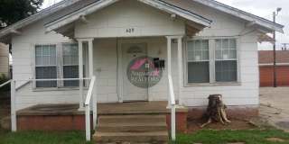 Adorable One Bedroom Duplex! Gallery 1