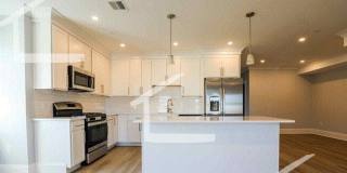 Charming 4 Bedroom-No Broker Fee Gallery 7