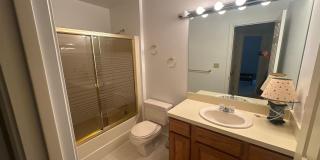 Beautiful Spacious High End 3-bedroom Condo Beautiful Spacious High End 3-bedroom Condo Gallery 21