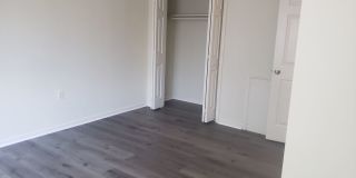 2314 Glendale Terrace Gallery 10