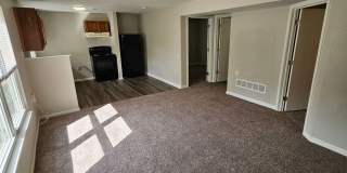 Modern Makeover in KCMO — Renovated, Pet-Friendly & Ready for You! Modern Makeover in KCMO — Renovated, Pet-Friendly & Ready for You! Gallery 6