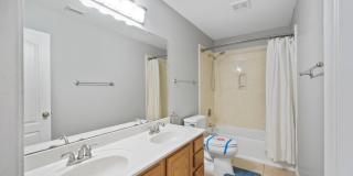 11016 FOREST SHOWER Gallery 27