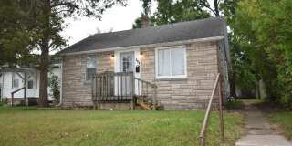Mishawaka South Side Bungalo Gallery 1