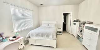 102 Waverly Spire Court Gallery 25