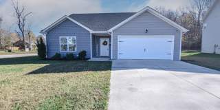 Pet Friendly Three Bedroom! Pet Friendly Three Bedroom! Gallery 1