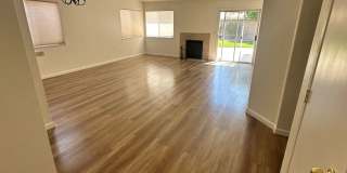 Remodeled 1 story home like new inside Gallery 5