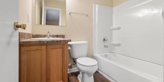 Creekside Meadows Apartment Gallery 3