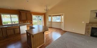 Spacious 5BD/3BTH Everett Home for Lease Near Boeing! Gallery 6