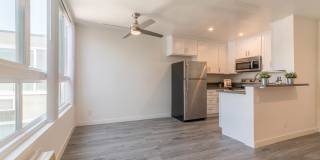 400 Gramercy Gallery 11