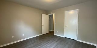201 Arthur Drive Gallery 21