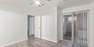 511 W Blackhawk Drive Gallery 21