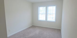 4513 Country Club Road, B202 Gallery 8