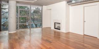 2121 Belmont Gallery 35