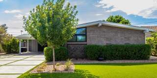 6845 E EARLL Drive Gallery 31
