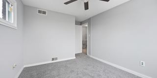 7911 BANK Street Gallery 29