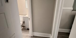 15619 School Avenue - Upstairs Gallery 12