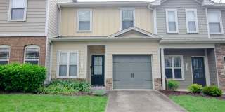 Cozy Townhome in Woodbury Subdivision Gallery 1