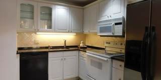 482 Beacon St. Gallery 4
