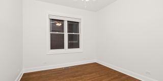 3928 N GREENVIEW Avenue Gallery 11
