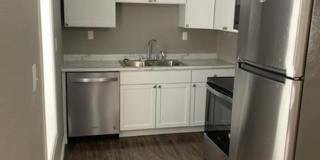 Newly remodeled 2 bedroom home Gallery 14