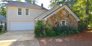 700 S Fairfield Drive Gallery 1
