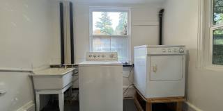 Beautiful 3-Bedroom Home with Remodeled Kitchen, Dual Living Spaces & Spacious Backyard Gallery 40